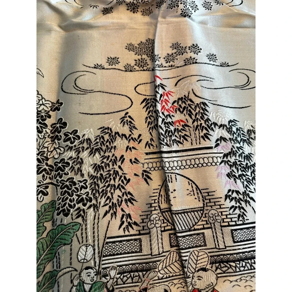 Vintage Oriental Garden Scene Woven Tapestry Table Runner Cream Fringe Large‎